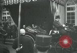 Immagine di Royal Ride Parigi Francia, 1919, secondo 4 filmato di repertorio 65675026910