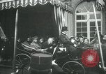 Immagine di Royal Ride Parigi Francia, 1919, secondo 26 filmato di repertorio 65675026910