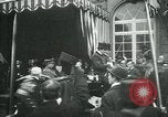 Immagine di Royal Ride Parigi Francia, 1919, secondo 37 filmato di repertorio 65675026910