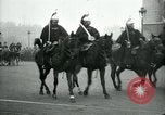 Immagine di Royal Ride Parigi Francia, 1919, secondo 47 filmato di repertorio 65675026910