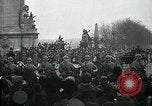 Standbild Woodrow Wilson Paris Frankreich, 1918, aus Sekunde 41 historischem Filmmaterial Videoclip 65675026934