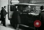 Standbild Woodrow Wilson Paris Frankreich, 1919, aus Sekunde 27 historischem Filmmaterial Videoclip 65675026947