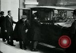 Standbild Woodrow Wilson Paris Frankreich, 1919, aus Sekunde 29 historischem Filmmaterial Videoclip 65675026947