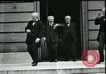 Standbild David Lloyd George Paris Frankreich, 1919, aus Sekunde 31 historischem Filmmaterial Videoclip 65675026975