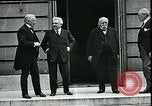 Standbild David Lloyd George Paris Frankreich, 1919, aus Sekunde 35 historischem Filmmaterial Videoclip 65675026975