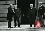 Standbild David Lloyd George Paris Frankreich, 1919, aus Sekunde 55 historischem Filmmaterial Videoclip 65675026975