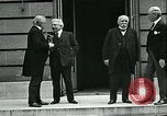 Standbild David Lloyd George Paris Frankreich, 1919, aus Sekunde 57 historischem Filmmaterial Videoclip 65675026975