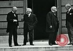 Standbild David Lloyd George Paris Frankreich, 1919, aus Sekunde 61 historischem Filmmaterial Videoclip 65675026975