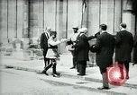 Immagine di Georges Clemenceau Chateau Saint Germain-en-Laye Francia, 1919, secondo 43 filmato di repertorio 65675026981