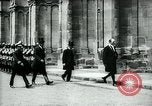 Standbild Woodrow Wilson Saint Germain-en-Laye Seine-et-Oise Frankreich, 1919, aus Sekunde 28 historischem Filmmaterial Videoclip 65675026982