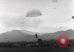 Immagine di Il francese Para-troopers Dien Bien Phu Vietnam, 1954, secondo 36 filmato di repertorio 65675026992