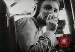 Immagine di Air drop di forniture mediche e cura dei feriti Dien Bien Phu Vietnam, 1954, secondo 38 filmato di repertorio 65675026999