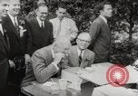 Standbild Präsident Eisenhower Charlotte North Carolina USA, 1954, aus Sekunde 41 historischem Filmmaterial Videoclip 65675027000