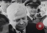 Standbild Sekretärs Charles E Wilson Seoul Korea, 1954, aus Sekunde 21 historischem Filmmaterial Videoclip 65675027002