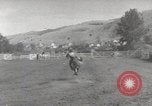 Immagine di Junior Rodeo John Day Oregon USA, 1954, secondo 28 filmato di repertorio 65675027005