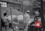 Immagine di Riciclare le vecchie autovetture Giappone, 1965, secondo 38 filmato di repertorio 65675027009