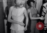 Image fashion en tennis London England Royaume-Uni, 1965, de la seconde 55 séquences d'archives historiques vidéo 65675027010