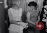 Image fashion en tennis London England Royaume-Uni, 1965, de la seconde 59 séquences d'archives historiques vidéo 65675027010