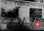 Standbild Flüchtling Pflege nach der Schlacht von Hue Hue Vietnam, 1968, aus Sekunde 3 historischem Filmmaterial Videoclip 65675027017