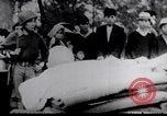 Standbild Flüchtling Pflege nach der Schlacht von Hue Hue Vietnam, 1968, aus Sekunde 14 historischem Filmmaterial Videoclip 65675027017