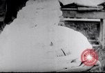 Standbild Flüchtling Pflege nach der Schlacht von Hue Hue Vietnam, 1968, aus Sekunde 15 historischem Filmmaterial Videoclip 65675027017