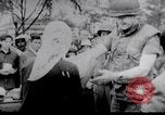 Standbild Flüchtling Pflege nach der Schlacht von Hue Hue Vietnam, 1968, aus Sekunde 26 historischem Filmmaterial Videoclip 65675027017