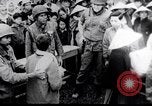 Standbild Flüchtling Pflege nach der Schlacht von Hue Hue Vietnam, 1968, aus Sekunde 37 historischem Filmmaterial Videoclip 65675027017