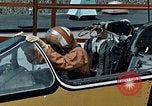 Standbild drei Punkt trennen für Unterwasser Escape United States USA, 1965, aus Sekunde 62 historischem Filmmaterial Videoclip 65675027020