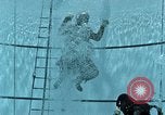 Standbild Unterwasser jet austritt United States USA, 1965, aus Sekunde 29 historischem Filmmaterial Videoclip 65675027021