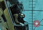 Standbild Unterwasser jet austritt United States USA, 1965, aus Sekunde 35 historischem Filmmaterial Videoclip 65675027021