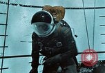 Standbild Unterwasser Luft entweichen Embolie United States USA, 1965, aus Sekunde 53 historischem Filmmaterial Videoclip 65675027022