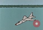 Standbild Unterwasser Auswurf United States USA, 1965, aus Sekunde 23 historischem Filmmaterial Videoclip 65675027023