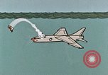 Standbild Unterwasser Auswurf United States USA, 1965, aus Sekunde 42 historischem Filmmaterial Videoclip 65675027023