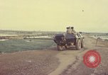 Immagine di V-100 portavalori Saigon Vietnam, 1967, secondo 21 filmato di repertorio 65675027028
