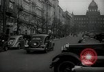 Immagine di Street Vaclavske Praga Cecoslovacchia, 1938, secondo 4 filmato di repertorio 65675027055