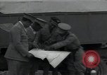 Standbild John C Robinson braun Condor und äthiopischen Piloten Äthiopien, 1935, aus Sekunde 4 historischem Filmmaterial Videoclip 65675027062