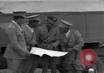 Standbild John C Robinson braun Condor und äthiopischen Piloten Äthiopien, 1935, aus Sekunde 7 historischem Filmmaterial Videoclip 65675027062