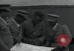 Standbild John C Robinson braun Condor und äthiopischen Piloten Äthiopien, 1935, aus Sekunde 19 historischem Filmmaterial Videoclip 65675027062