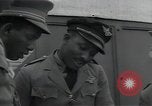 Standbild John C Robinson braun Condor und äthiopischen Piloten Äthiopien, 1935, aus Sekunde 22 historischem Filmmaterial Videoclip 65675027062