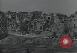 Image Les bâtiments détruits entièrement en Italie dans Seconde Guerre Mondiale en Afrique du Nord, 1943, de la seconde 12 séquences d'archives historiques vidéo 65675027072