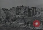 Image Les bâtiments détruits entièrement en Italie dans Seconde Guerre Mondiale en Afrique du Nord, 1943, de la seconde 18 séquences d'archives historiques vidéo 65675027072