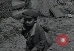Image Les bâtiments détruits entièrement en Italie dans Seconde Guerre Mondiale en Afrique du Nord, 1943, de la seconde 35 séquences d'archives historiques vidéo 65675027072
