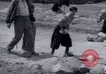 Standbild Landreform Kalabrien Italien, 1952, aus Sekunde 57 historischem Filmmaterial Videoclip 65675027077