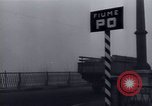 Immagine di Recupero dopo la guerra Italia, 1950, secondo 21 filmato di repertorio 65675027090