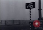 Immagine di Recupero dopo la guerra Italia, 1950, secondo 22 filmato di repertorio 65675027090