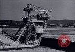 Immagine di Recupero dopo la guerra Francia, 1950, secondo 59 filmato di repertorio 65675027091
