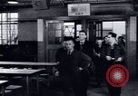 Immagine di Recupero dopo la guerra Europa, 1950, secondo 5 filmato di repertorio 65675027093