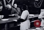 Immagine di Recupero dopo la guerra Europa, 1950, secondo 13 filmato di repertorio 65675027093