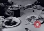 Immagine di Recupero dopo la guerra Europa, 1950, secondo 23 filmato di repertorio 65675027093