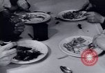 Immagine di Recupero dopo la guerra Europa, 1950, secondo 24 filmato di repertorio 65675027093